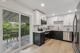 950 SE 18th Ave, Hillsboro, OR 97123 - Photo 10