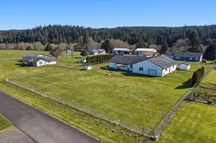 92938 Amie Loop, Astoria, OR 97103 - Photo 4