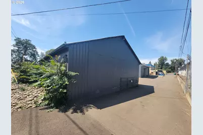 446 McClaine St, Silverton, OR 97381 - Photo 28