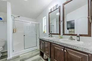 1415 S Bertelsen Rd, Eugene, OR 97402 - Photo 24