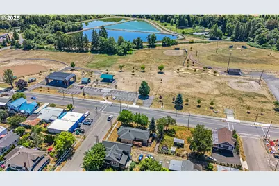 821 Bridge St, Vernonia, OR 97064 - Photo 10