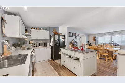 63754 Wallace Rd, Coos Bay, OR 97420 - Photo 14