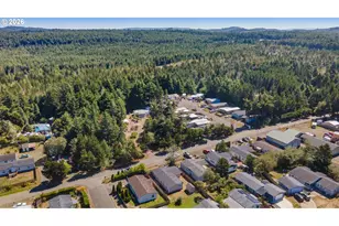 63754 Wallace Rd, Coos Bay, OR 97420 - Photo 32