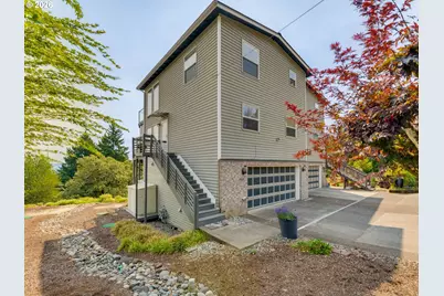 968 NW 4th Ave, Camas, WA 98607 - Photo 4