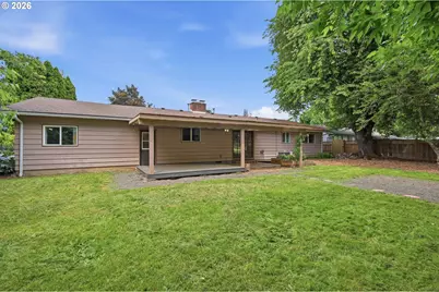 132 Formac Ave, Eugene, OR 97404 - Photo 32