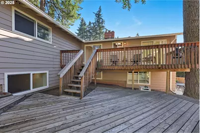 13525 SW Fircrest Ct, Beaverton, OR 97008 - Photo 34