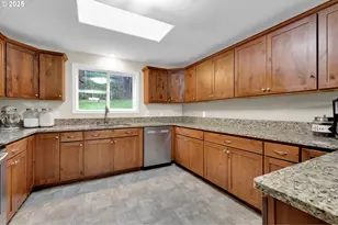 90361 Baker Rd, Elmira, OR 97437 - Photo 14