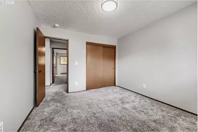 170 NE Kane Dr, Gresham, OR 97030 - Photo 24