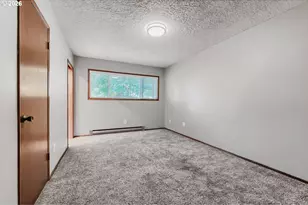 170 NE Kane Dr, Gresham, OR 97030 - Photo 16
