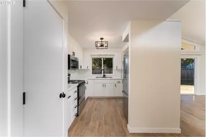 4937 Chehalis Ct, Keizer, OR 97303 - Photo 8