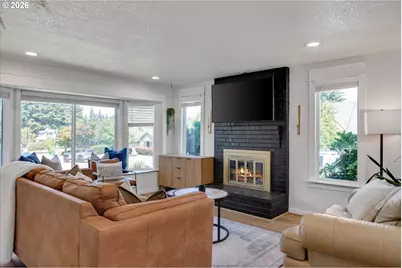 13570 SW Feiring Ln, Portland, OR 97223 - Photo 6