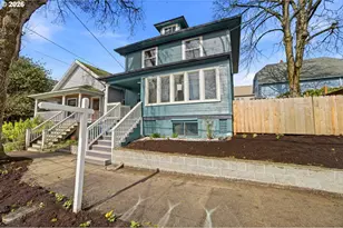 1421 SE Pine St, Portland, OR 97214 - Photo 2