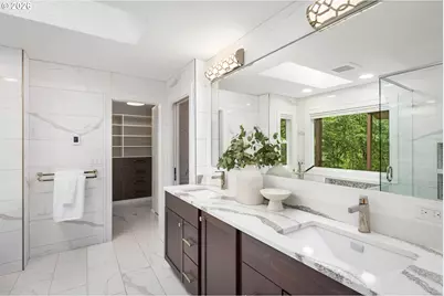 5541 Yorkshire Pl, Lake Oswego, OR 97035 - Photo 26