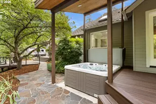 5541 Yorkshire Pl, Lake Oswego, OR 97035 - Photo 44