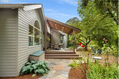 5541 Yorkshire Pl, Lake Oswego, OR 97035 - Photo 36
