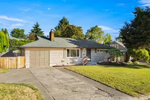 6472 SW 46th Pl, Portland, OR 97221 - Photo 2
