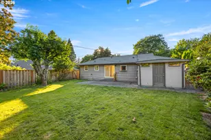 6472 SW 46th Pl, Portland, OR 97221 - Photo 8