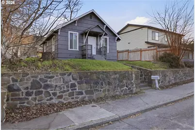 804 E 13th St, The Dalles, OR 97058 - Photo 26