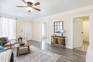 804 E 13th St, The Dalles, OR 97058 - Photo 10