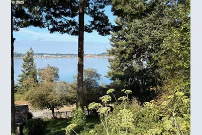 93924 Kirkendall Ln, North Bend, OR 97459 - Photo 8