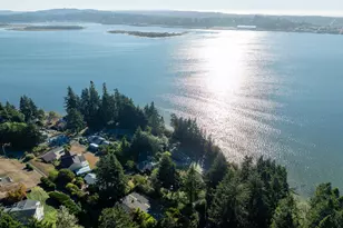 93924 Kirkendall Ln, North Bend, OR 97459 - Photo 6