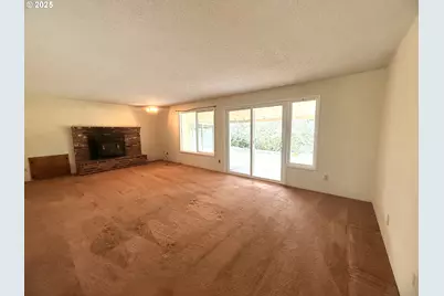 93924 Kirkendall Ln, North Bend, OR 97459 - Photo 10