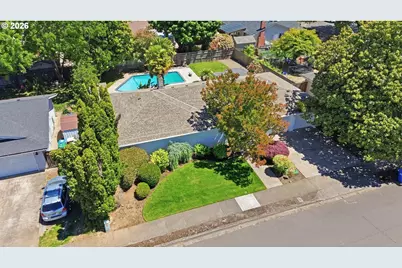 1665 Adkins St, Eugene, OR 97401 - Photo 2
