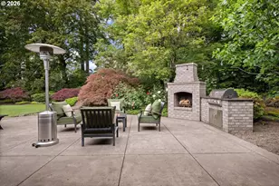10465 SW Hawthorne Ln, Portland, OR 97225 - Photo 24