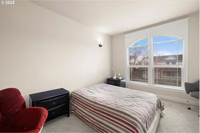 15325 SE Knapp, Portland, OR 97236 - Photo 12