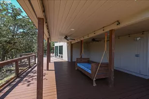 12839 N Bank Rd, Roseburg, OR 97470 - Photo 36