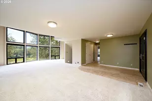 12839 N Bank Rd, Roseburg, OR 97470 - Photo 10