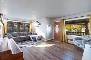 1416 E 14th St, The Dalles, OR 97058 - Photo 6