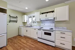 201 NE 126th Ave, Portland, OR 97230 - Photo 10