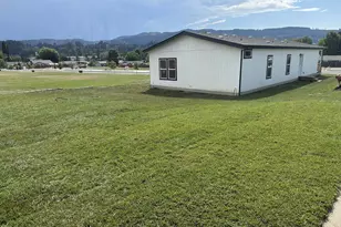 3715 Jones Dr, Hood River, OR 97031 - Photo 14