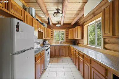181 Lodgepole Ln, Cougar, WA 98616 - Photo 10
