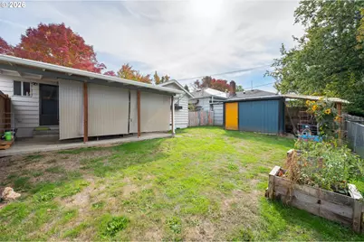 1090 E 28th Ave, Eugene, OR 97405 - Photo 40