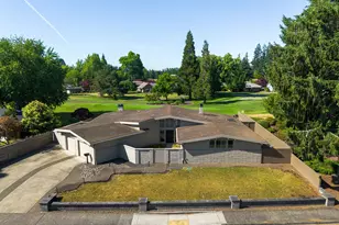 2035 NW St Andrews Dr, McMinnville, OR 97128 - Photo 42