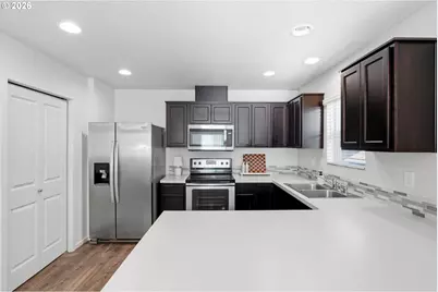 619 NE 137th Ave, Vancouver, WA 98684 - Photo 10
