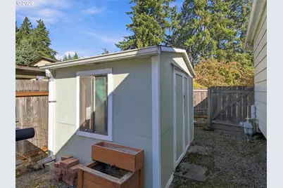 2595 SW Oakwood Ct, Beaverton, OR 97003 - Photo 40