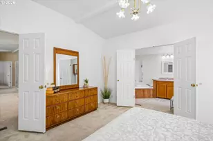 4055 Royal Ave, Eugene, OR 97402 - Photo 16