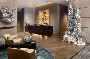 550 SW 10th Ave, Portland, OR 97205 - Photo 4