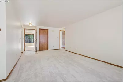 3441 SW Vermont St, Portland, OR 97219 - Photo 10