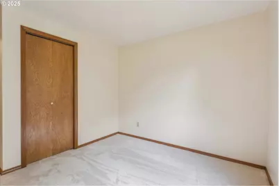 3441 SW Vermont St, Portland, OR 97219 - Photo 28