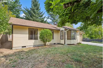 3441 SW Vermont St, Portland, OR 97219 - Photo 2