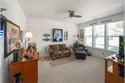 331 SE 13th Pl, Canby, OR 97013 - Photo 8