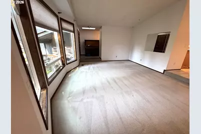 2318 NE Brookview Dr, Vancouver, WA 98686 - Photo 8