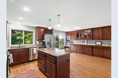 9650 SW Ventura Ct, Portland, OR 97223 - Photo 8