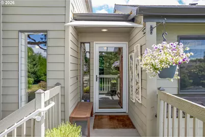 2094 Lake Isle Dr, Eugene, OR 97401 - Photo 2