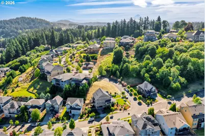13501 SE Mountain Crest Dr, Happy Valley, OR 97086 - Photo 10