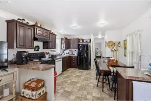 1475 Green Acres Rd, Eugene, OR 97408 - Photo 6